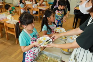 栄養バランスの取れた給食