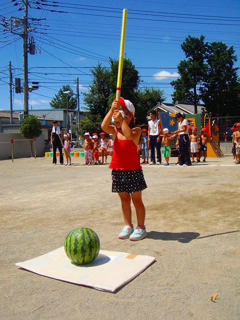スイカ割り